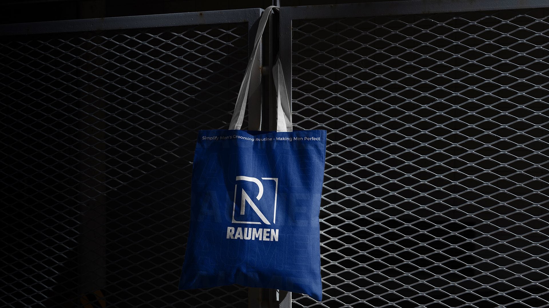 RAUMEN tote bag, free with the full routine set